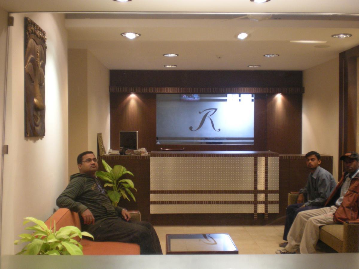 Hotel Rajawas Dibrugarh Exterior foto